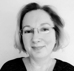 Headshot of Tracy McIntosh copywriting for drinks and hospitality marketing communication